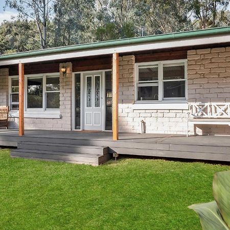 Gangurru Villa Myrtleford Exterior photo